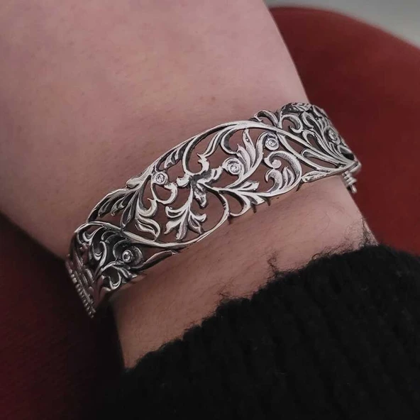 925 Ayar Gümüş Oval Ajurlu Süzme Zirkon Taşlı Bilezik - Resim 6