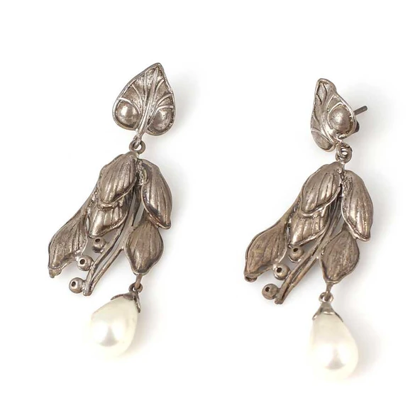 925 Ayar Gümüş Yapraklı Damla İncili Küpe - Resim 3