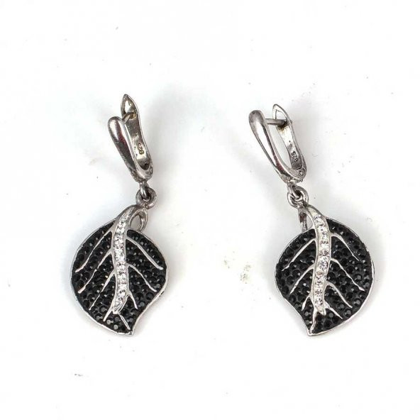925 Ayar Gümüş Siyah Oniks Taşlı Yaprak Model Küpe