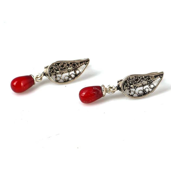 925 Ayar Gümüş Damla Model Damla Sallantılı Mercan Küpe ürün görseli 1