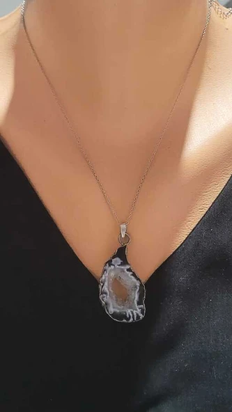 925 Ayar Gümüş Şekilsiz Kök Kuvars Taşlı Kolye Ucu ürün görseli