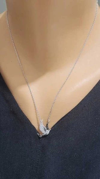 925 Ayar Gümüş Zirkon Taşlı Barış Güvercin Kolye ürün görseli