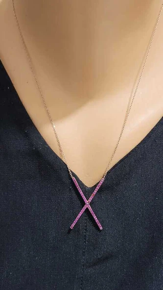 925 Ayar Gümüş Kırmızı Taşlı Büyük X Model Kolye ürün görseli