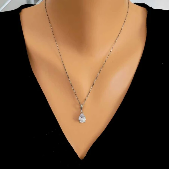 925 Ayar Gümüş Küçük Damla Zirkon Taşlı Kolye ürün görseli