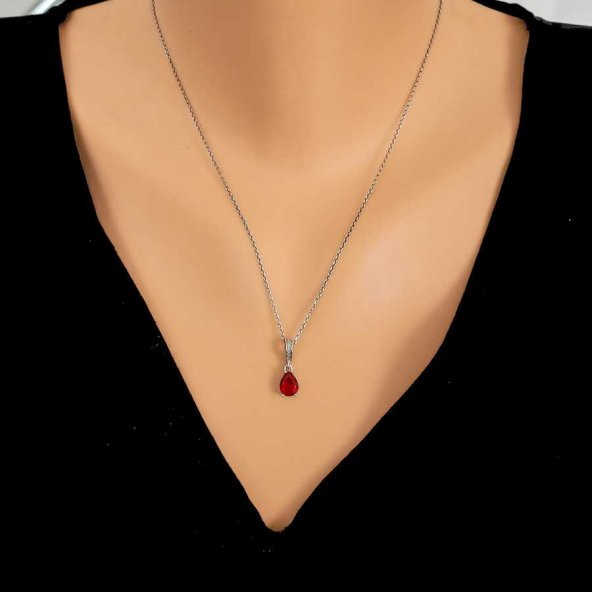 925 Ayar Gümüş Damla Sentetik Yakut Taşlı Kolye