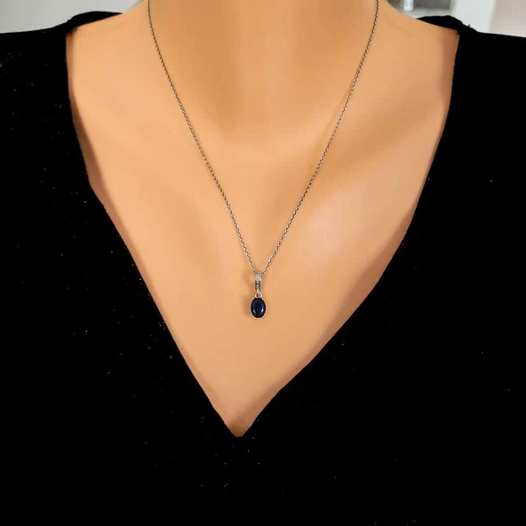 925 Ayar Gümüş Oval Küçük Boy Sentetik Safir Taşlı Kolye ürün görseli 1