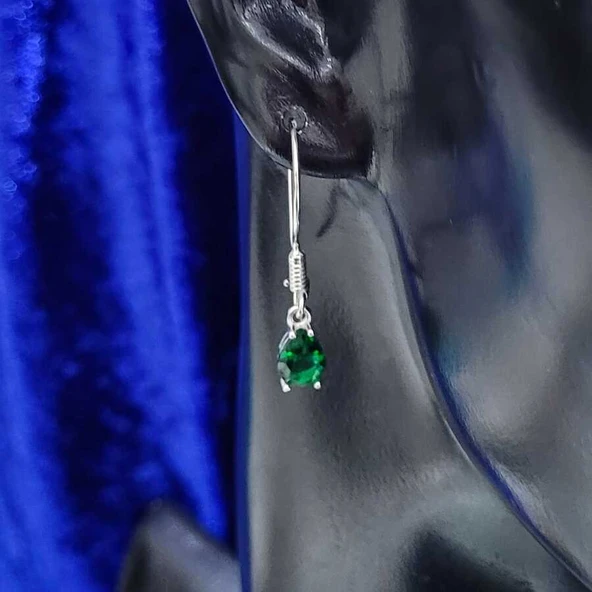 925 Ayar Gümüş Damla Sentetik Küçük Boy Zümrüt Küpe - Resim 2