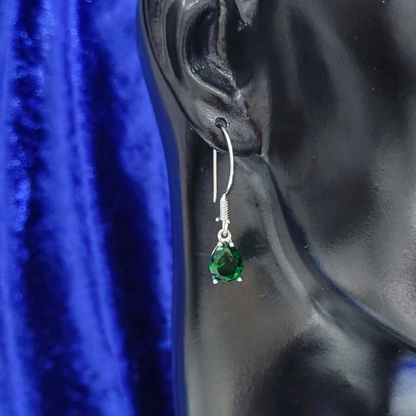 925 Ayar Gümüş Damla Sentetik Zümrüt Taşlı Büyük Boy Küpe - Resim 6