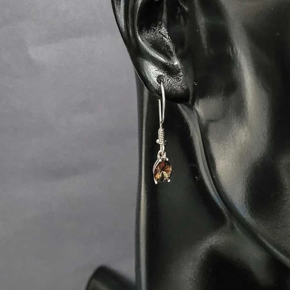 925 Ayar Gümüş Damla Mistik Topaz Küçük Boy Küpe ürün görseli