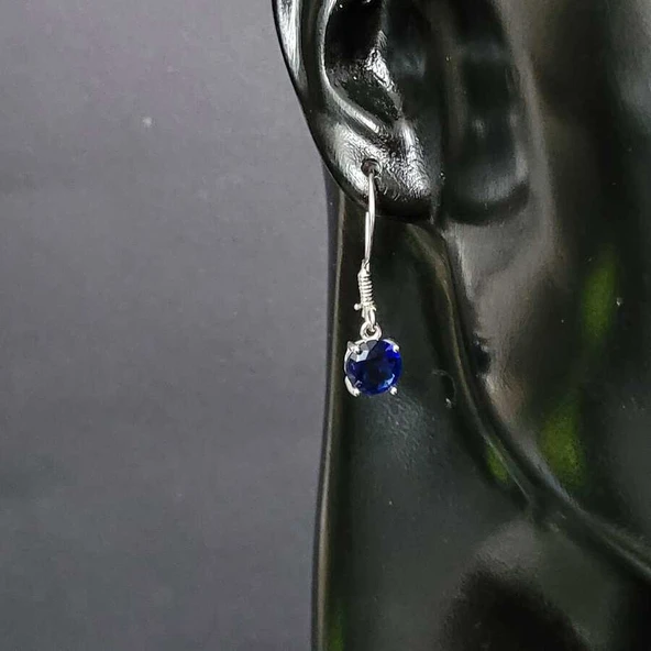 925 Ayar Gümüş Yuvarlak Büyük Boy Sentetik Safir Taşlı Küpe - Resim 4