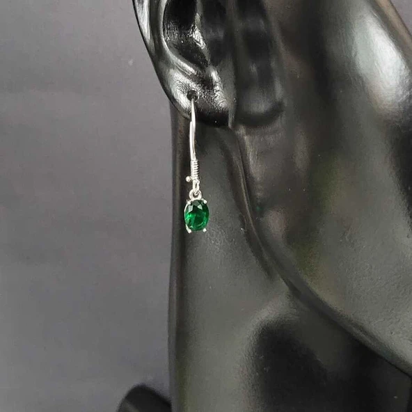 925 Ayar Gümüş Oval Küçük Boy Sentetik Zümrüt Taşlı Küpe - Resim 3