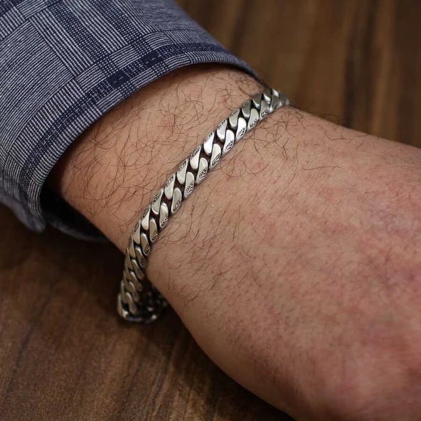 925 Ayar Gümüş Gurmet Kenarları İşlemeli Mat Zincir Bileklik ürün görseli
