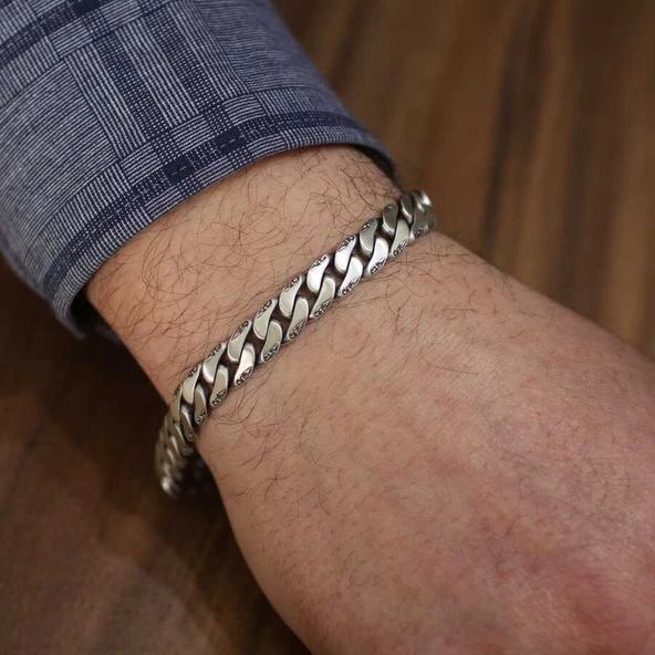 925 Ayar Gümüş Kenarı İşlemeli Gurmet Mat Zincir Bileklik ürün görseli