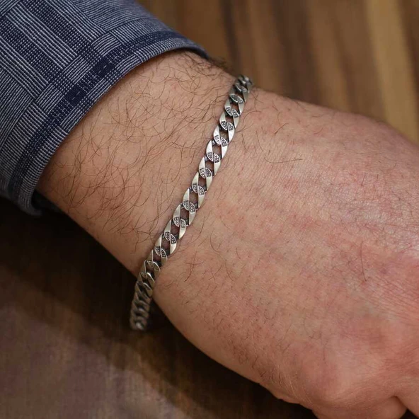 925 Ayar Gümüş Desenli Oval Gurmet Mat Zincir Bileklik ürün görseli 1