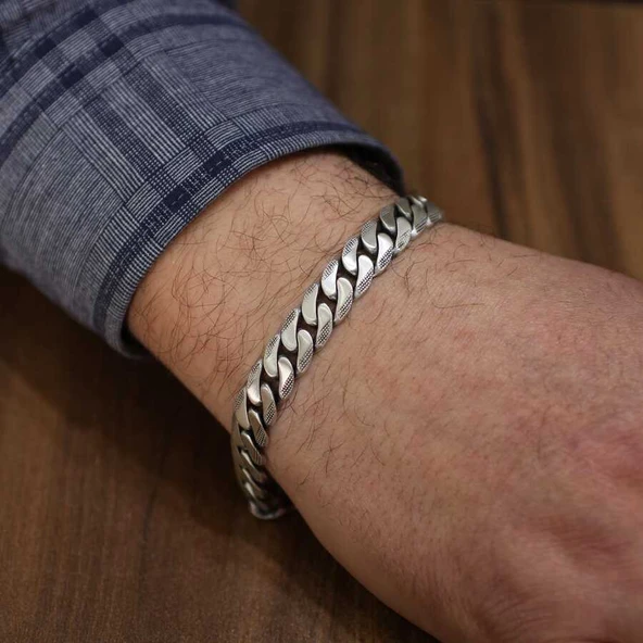 925 Ayar Gümüş Kenarları İşlemeli Gurmet Mat Zincir Bileklik ürün görseli 1