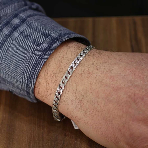 925 Ayar Gümüş Desen İşlemeli Oval Gurmet Mat Zincir Bileklik ürün görseli