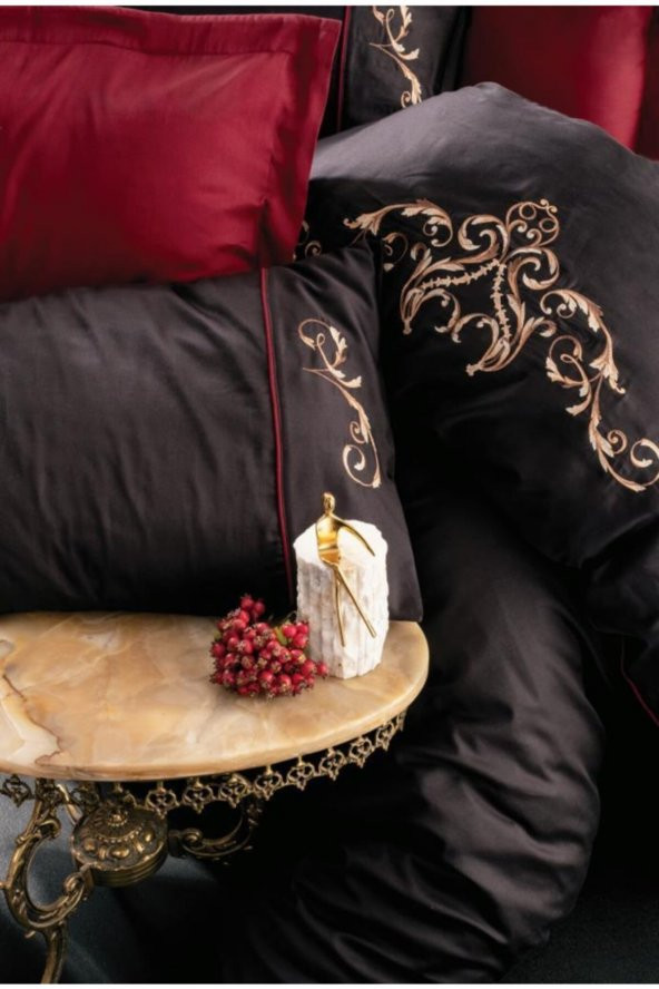 Brode Nakışlı Çift Kişilik Saten Nevresim Takımı Sarita Bordo - 2