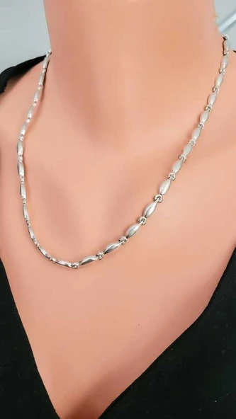 925 Ayar Gümüş Pres Balık Model Kolye ürün görseli 1