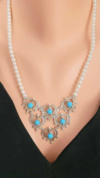 925 Ayar Gümüş Firuze Ve İnci Taşlı Kalpli Kolye ürün görseli