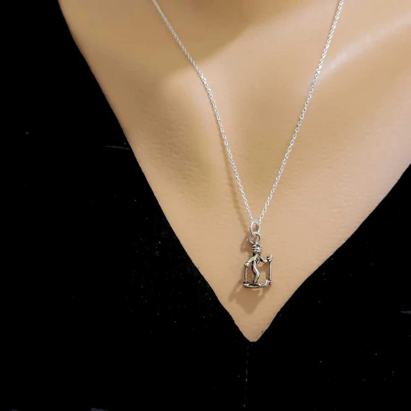 925 Ayar Gümüş Kayak Yapan İnsan Figürlü Kolye ürün görseli 1