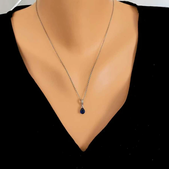 925 Ayar Gümüş Damla Küçük Boy Sentetik Safir Taşlı Kolye ürün görseli 1