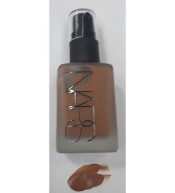 Nars Sheer Matte Fondöten Refill New Guinea Dark 1