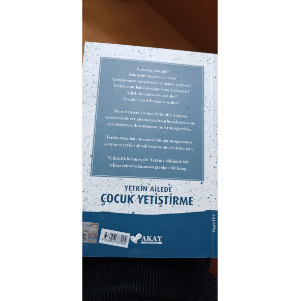 YETKİN AİLEDE ÇOCUK YETİŞTİRMEAkay Eğitim Yayınları Hasan Bacanlı