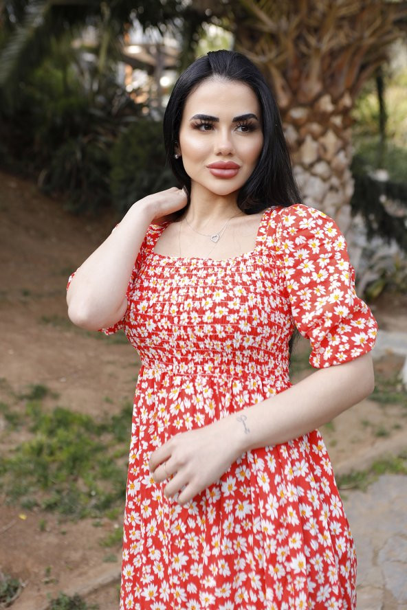 Kare Yaka Viskon Kumaş Gipeli Çiçek Desen Yazlık Elbise (STANDART BEDEN S/M/L/XL BEDEDEN UYUMLU) - 4