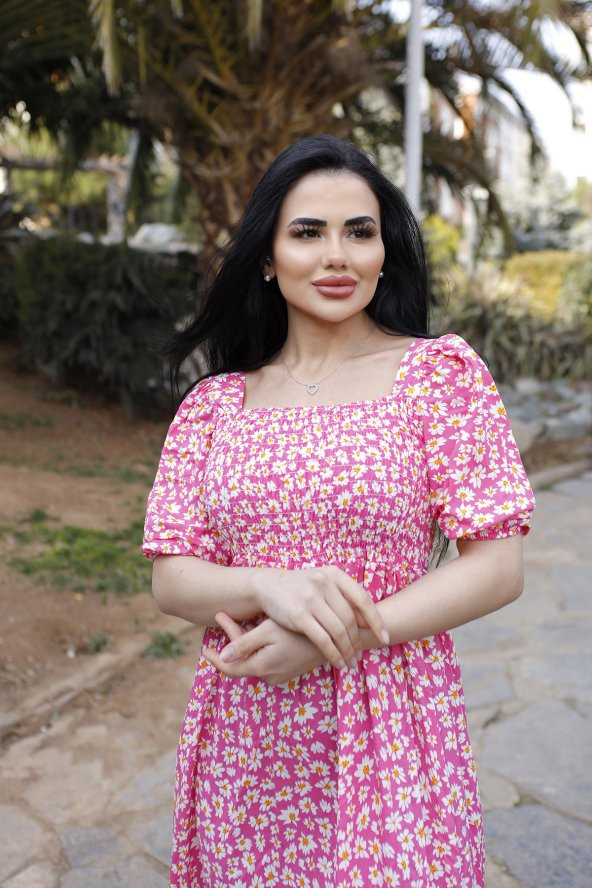 Kare Yaka Viskon Kumaş Gipeli Çiçek Desen Yazlık Elbise (STANDART BEDEN S/M/L/XL BEDEDEN UYUMLU) - 4