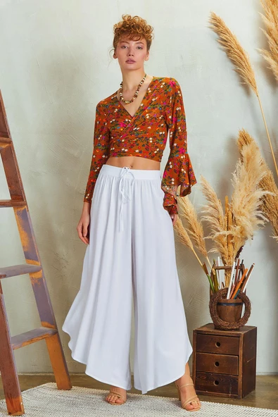 Paçası Detaylı Beli Lastikli Bol Paça Pantolon