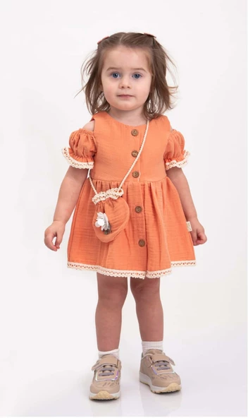 KIZ BEBEK DÜŞÜK OMUZLU ÇANTALI PAMUK ELBİSE