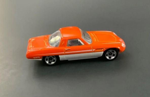 Hot Wheels Tekli Arabalar 1968 MAZDA COSMO SPORT HKJ14