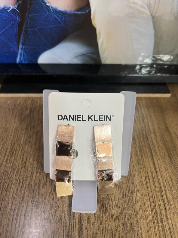Daniel Klein DKJ.3.5005.3 Kadın Küpe