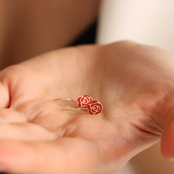 Sallantılı Altın Çocuk Küpe Gül Form - Resim 2