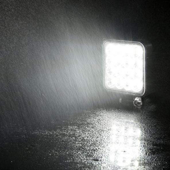 8 Adet 11x11 16 Led Kare Off Road Traktör Tir Kamyon Sis Fari Sis Lambasi Çalisma Lambasi Projektör - Resim 4