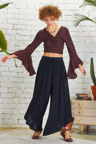 Paçası Detaylı Beli Lastikli Bol Paça Pantolon - 4