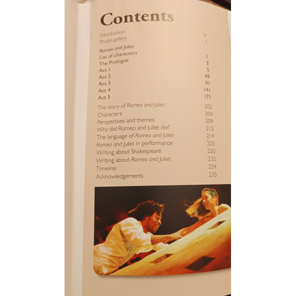 Romeo and Juliet (Cambridge School Shakespeare) - 4