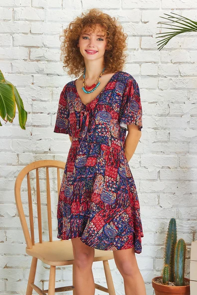 Pencere Detay Bağlamalı V Yaka Bohem Mini Elbise