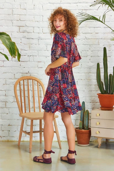 Pencere Detay Bağlamalı V Yaka Bohem Mini Elbise - 5