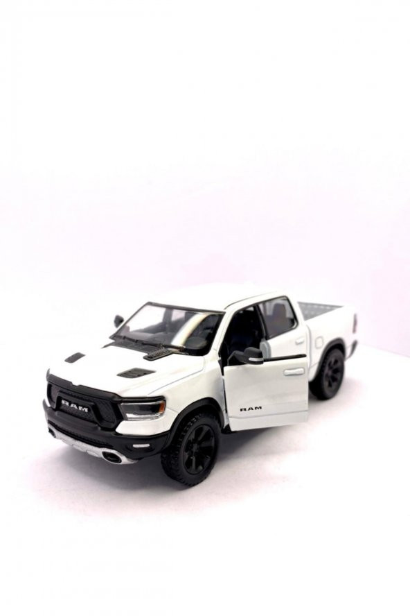 Çek Bırak 2019 Dodge Ram 1500 ( Beyaz ) - 2