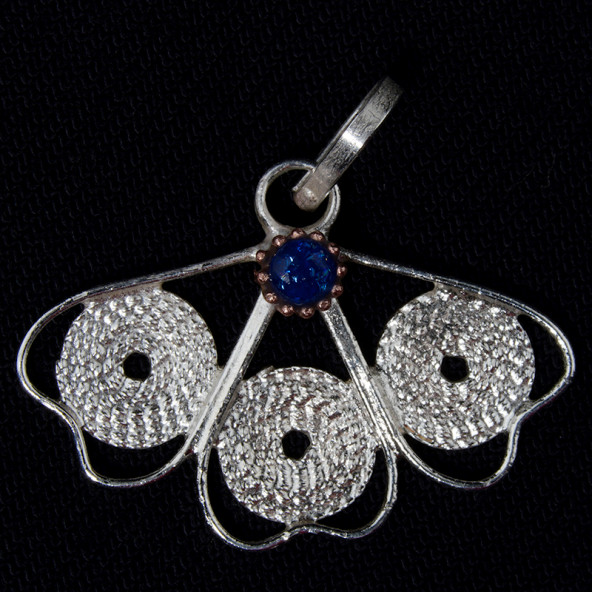 Yaprak Formlu Kolye Ucu ürün görseli 1