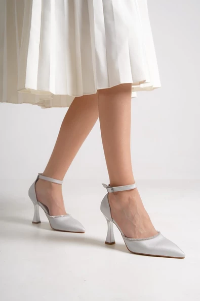 Topez Gümüş Taşlı Stiletto Topuklu Abiye Ayakkabı - Resim 3