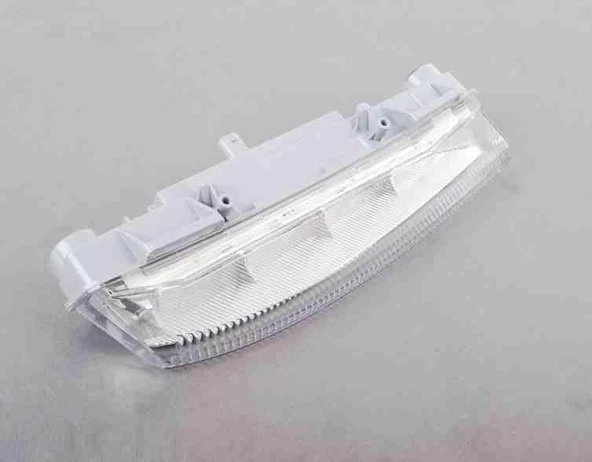 MERCEDES W204 W212 SAĞ SİS FARI YENİ MODEL 2049069000 ürün görseli