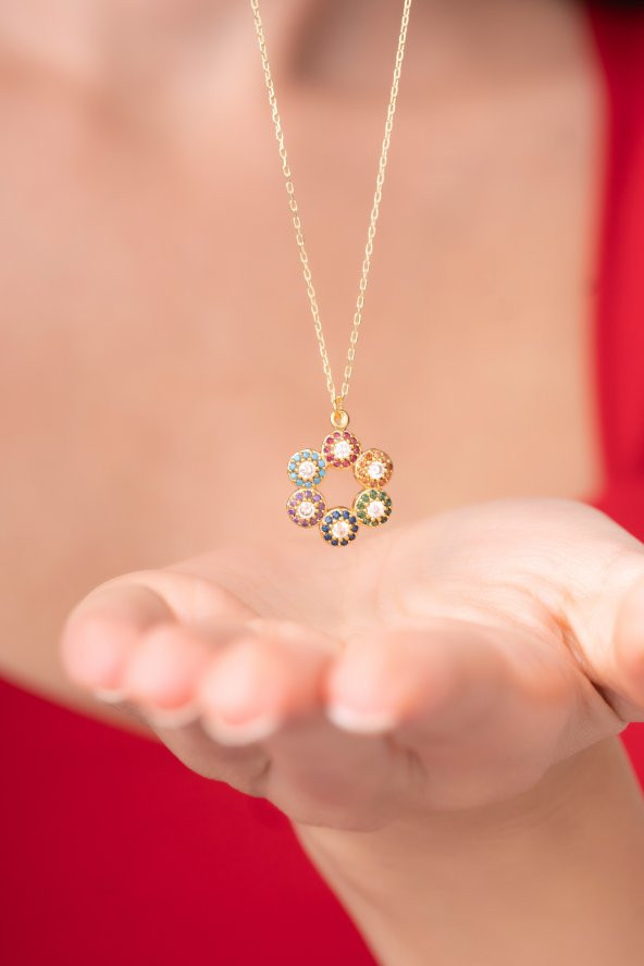 925 Ayar Gümüş Zincirli Gökkuşağı Girdabı Tasarımlı Kadın Kolye