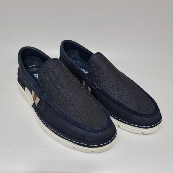 Komcero Dr.Jells Bağsız Lazer Delik Baskılı Hakiki Deri Casual-Loafer Günlük Ayakkabı Y0231-E197