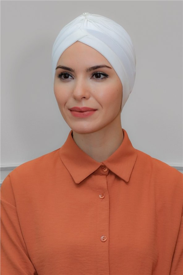 Beyaz Pratik Hazır Geçmeli Tesettür Bone Sandy Kumaş Taçlı Büzgülü 1208_42 - 2