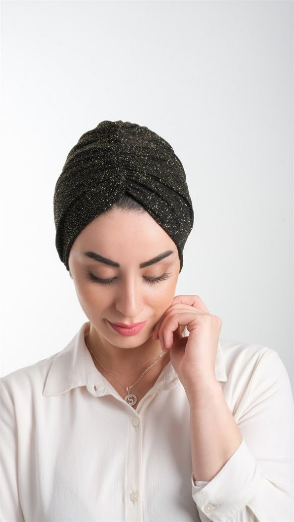 Siyah-Gold Pratik Hazır Geçmeli Tesettür Bone Fukuro Simli Büzgülü 2116_102 - 2