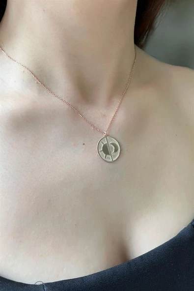 Gümüş Güneş Ve Ay Madalyon Kolye