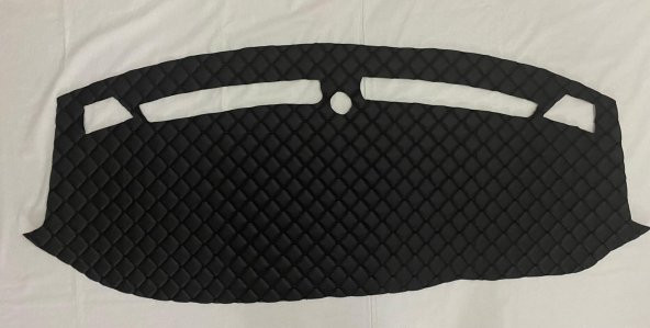 EGEA 2007-2020 ARASI EKRANSIZ 3 BOYUTLU HALI KUMAŞ TORPİDO ÖRTÜSÜ ürün görseli