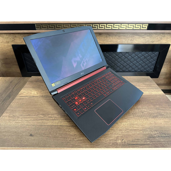 Acer Nitro 5 İKİNCİ EL AMD Ryzen 5 2500U 8GB 256GB SSD RX560X 4GB 15.6" FHD - 8